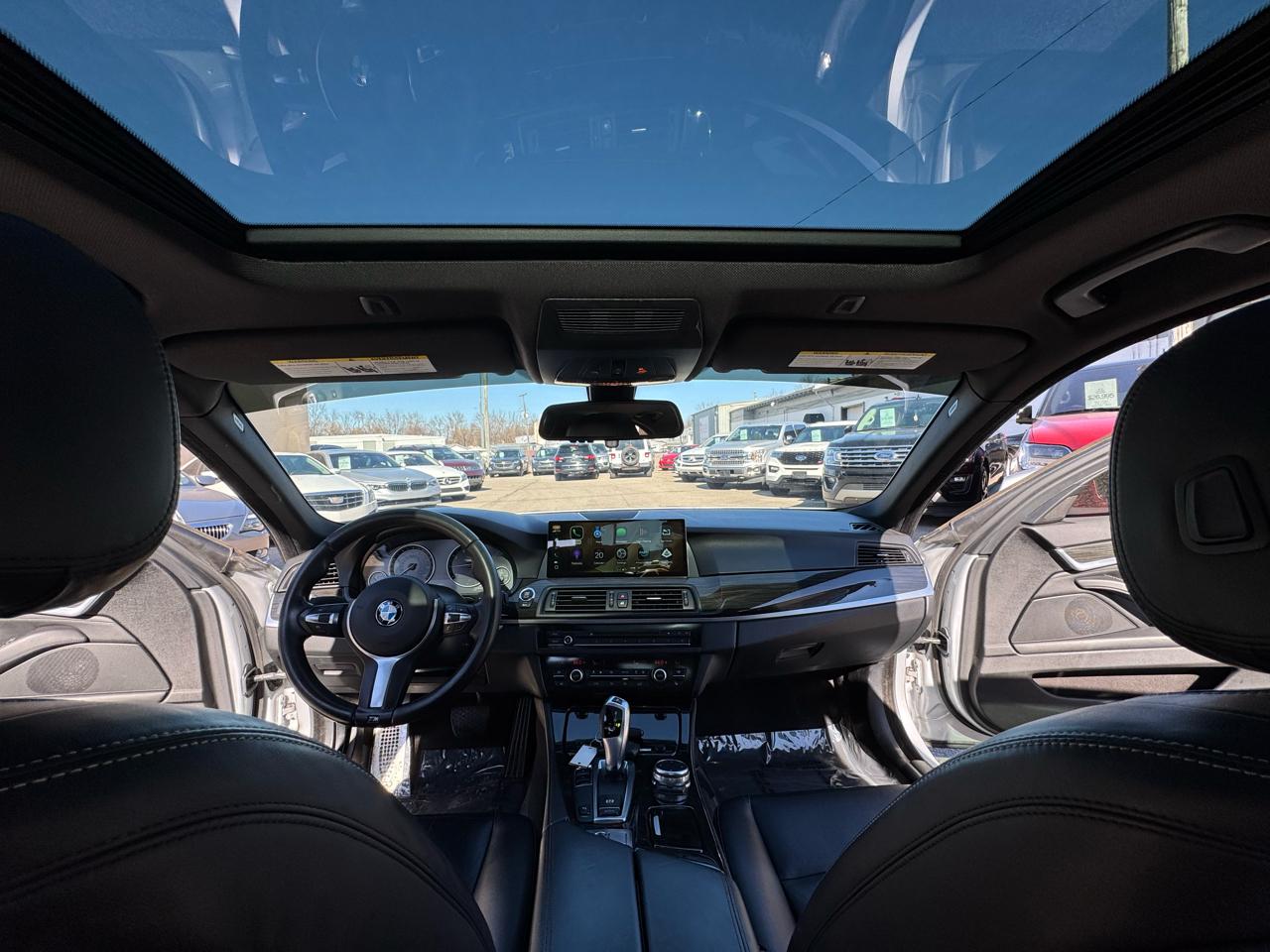 BMW 5-Series 528i 2015