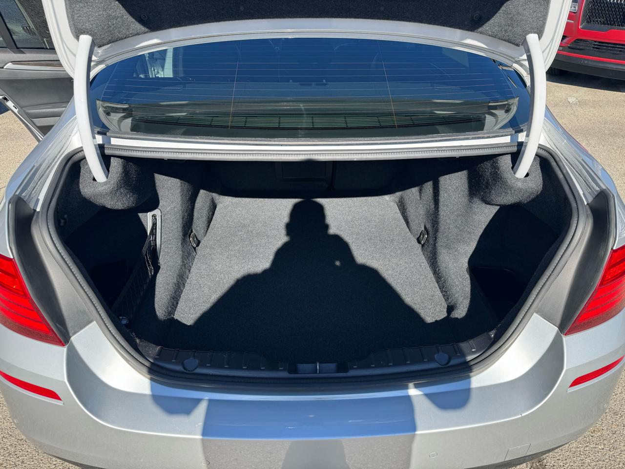 BMW 5-Series 528i 2015