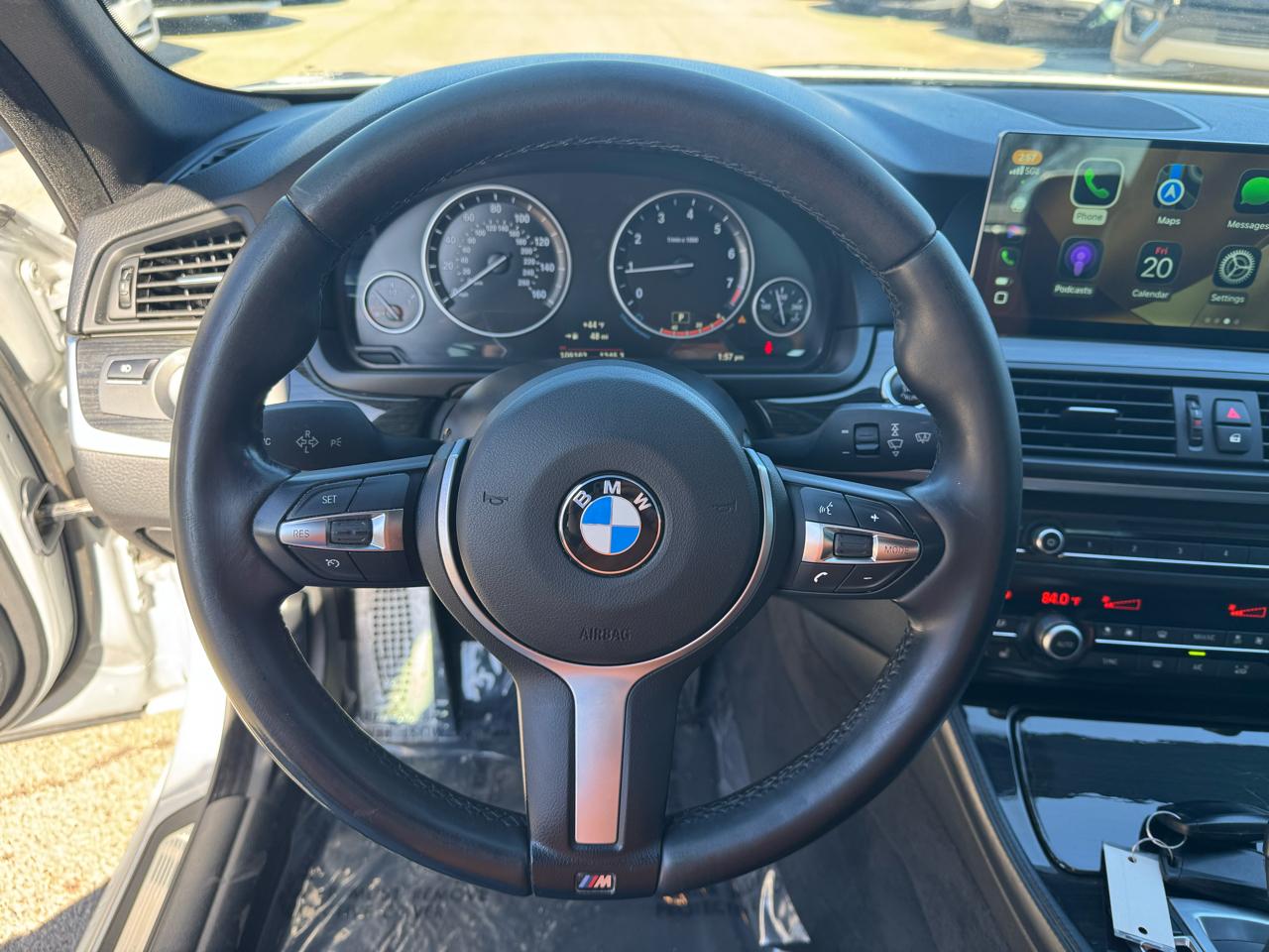 BMW 5-Series 528i 2015