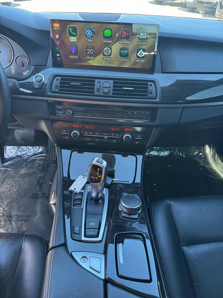 BMW 5-Series 528i 2015