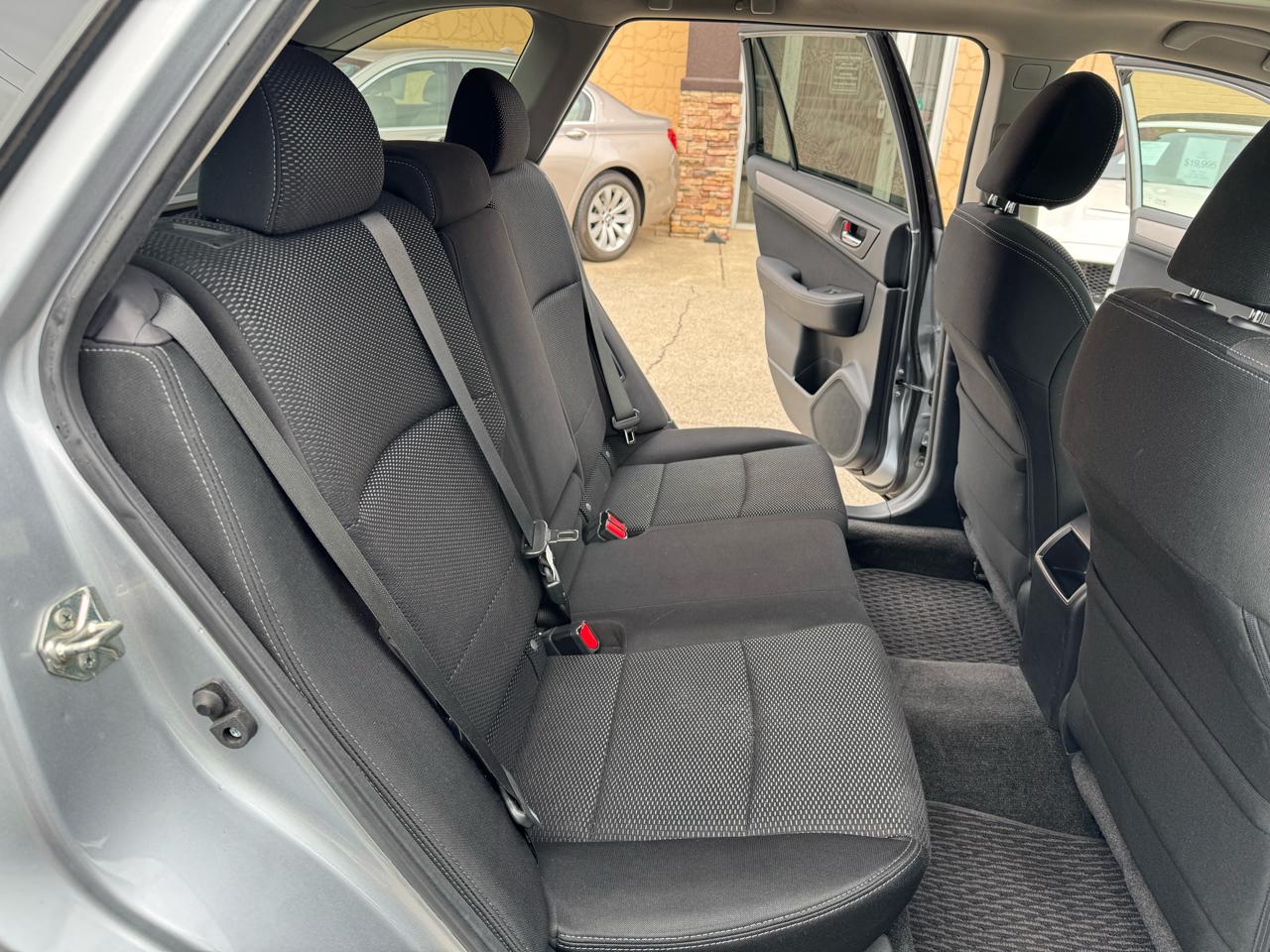 Subaru Outback 2.5i Premium 2015