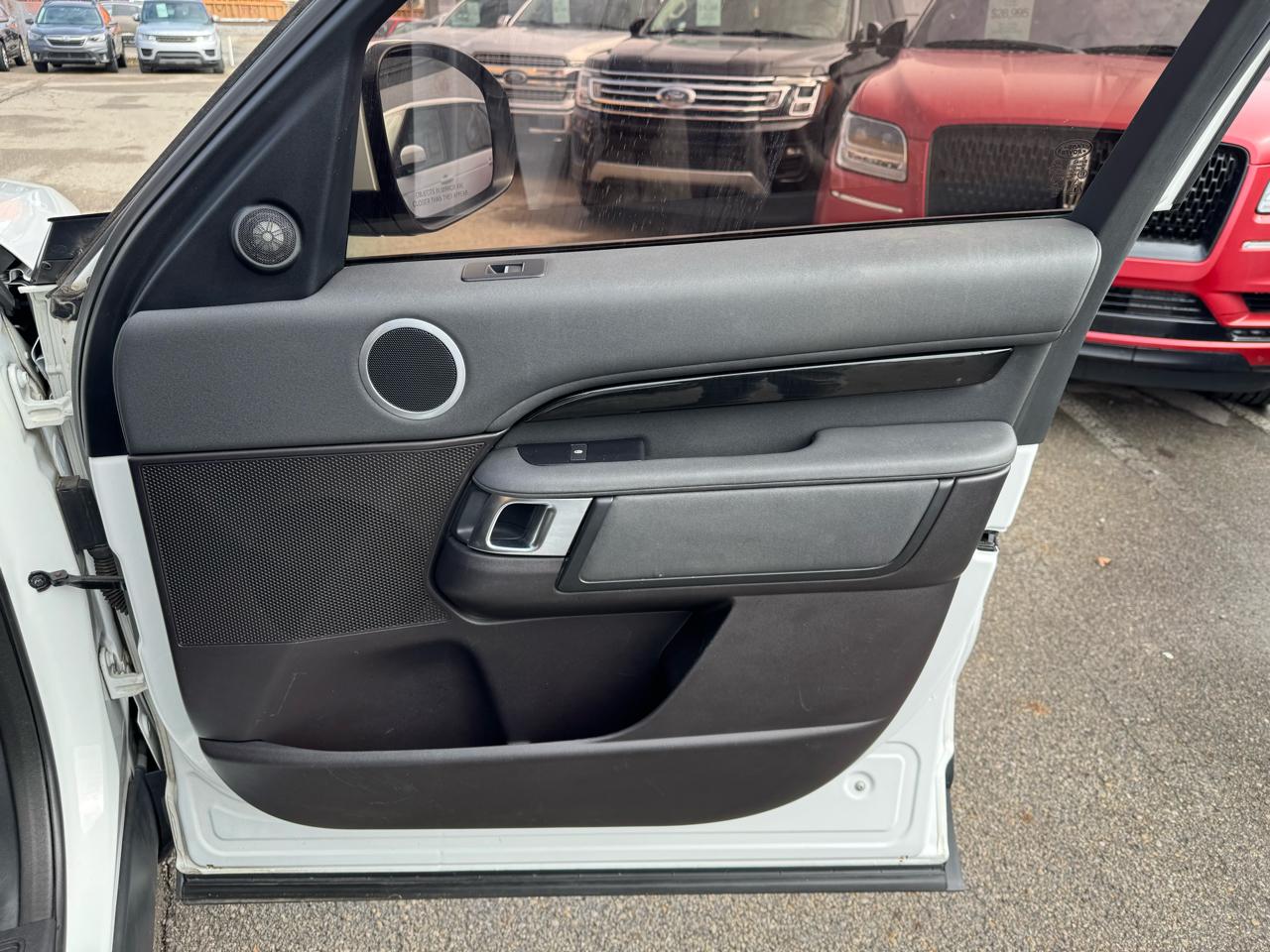 Land Rover Discovery SE 2017