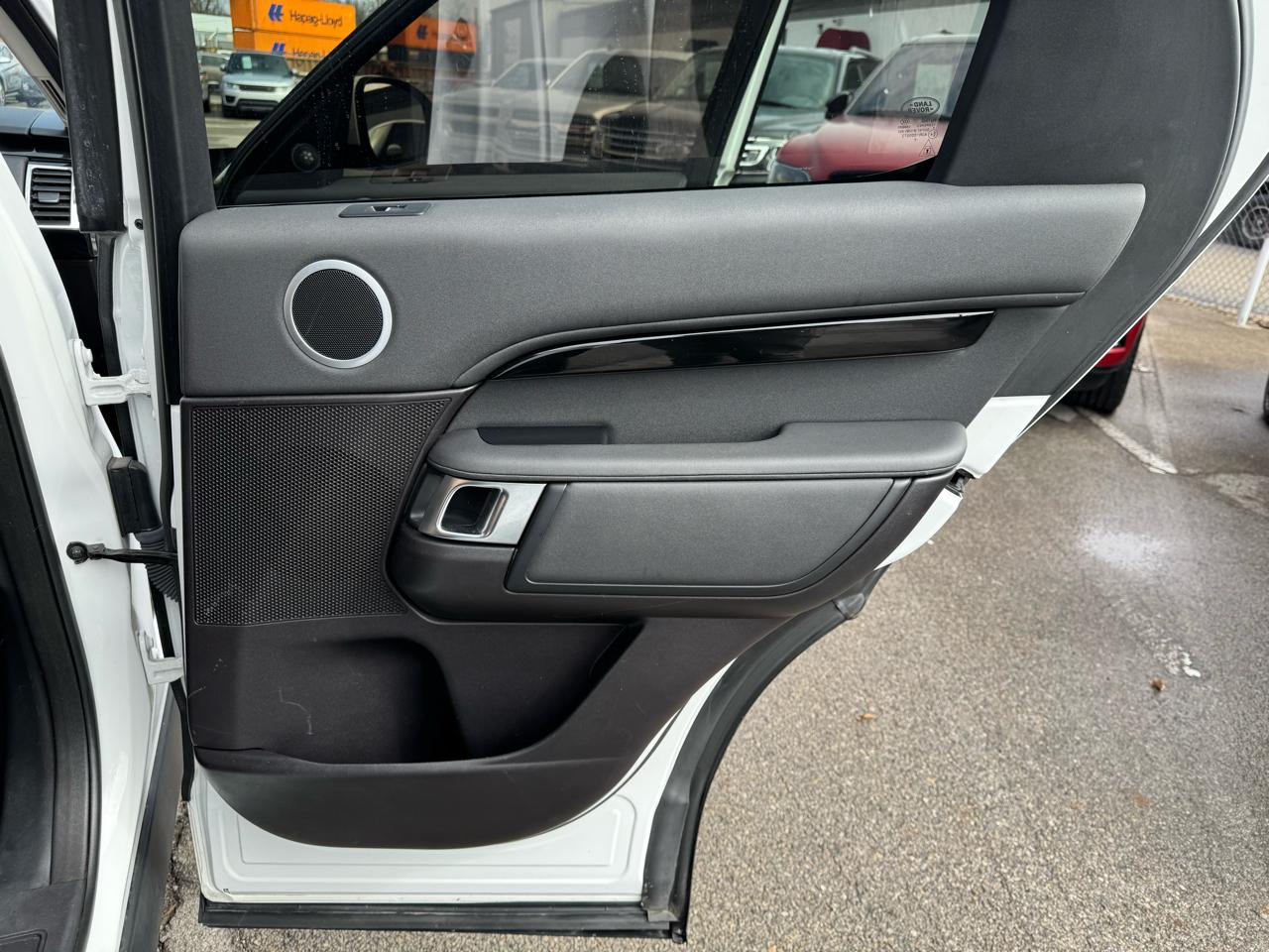 Land Rover Discovery SE 2017