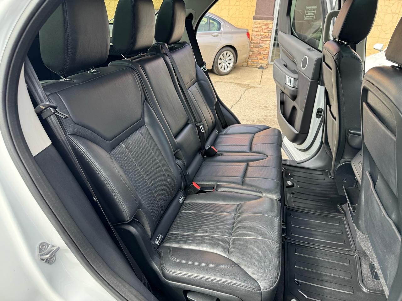 Land Rover Discovery SE 2017