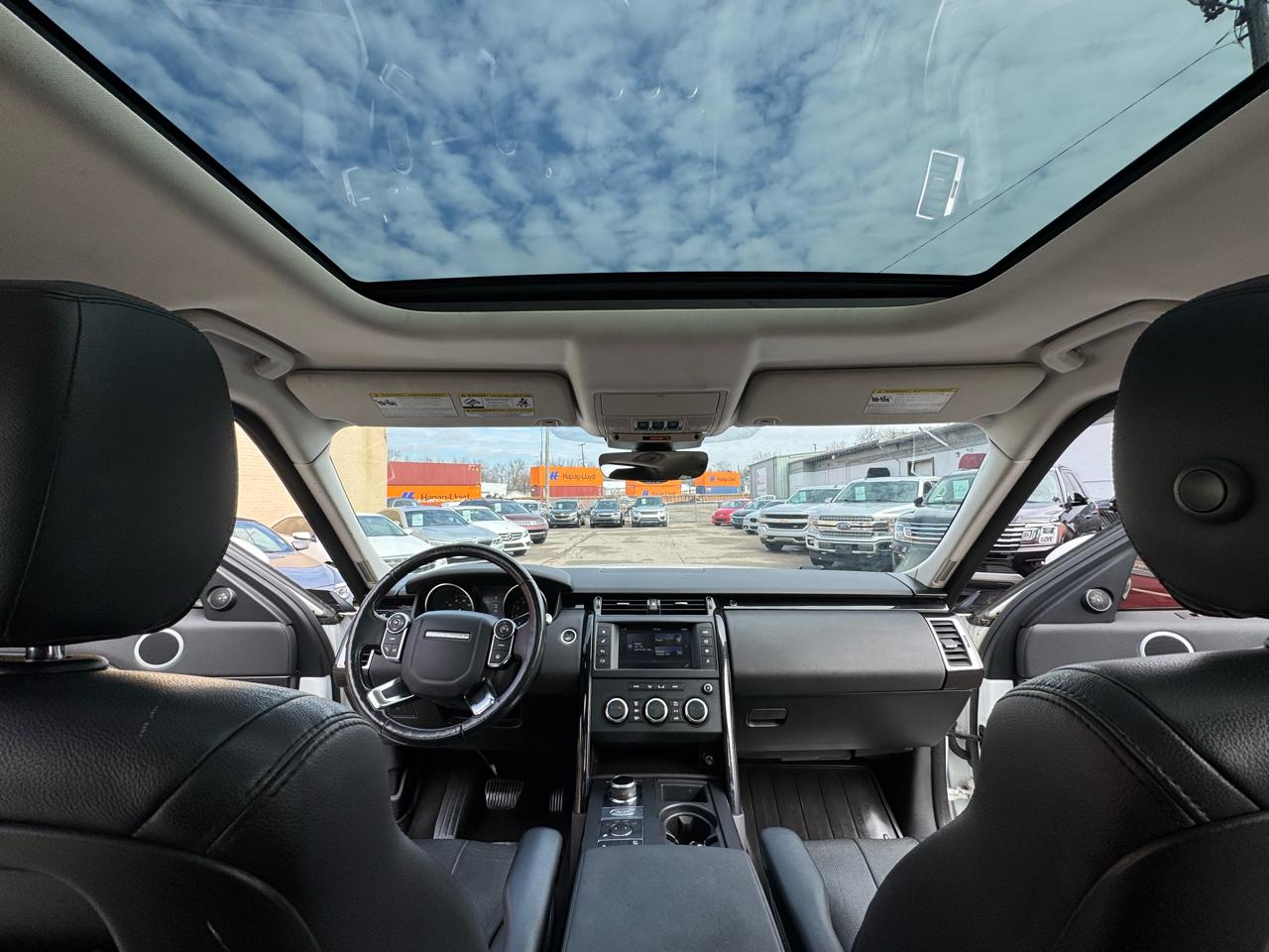 Land Rover Discovery SE 2017