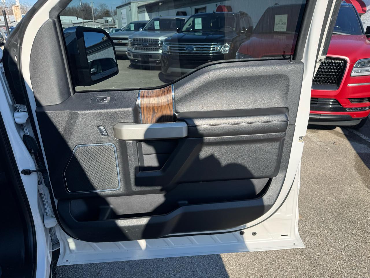 Ford F-150 Lariat SuperCrew 5.5-ft. Bed 4WD 2018