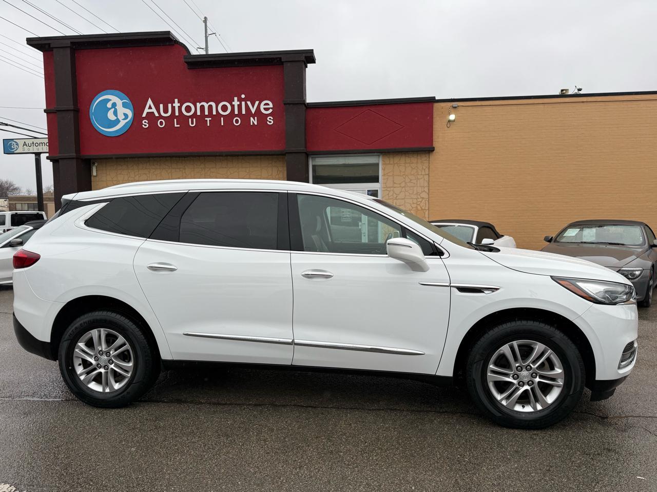 Buick Enclave Essence FWD 2018