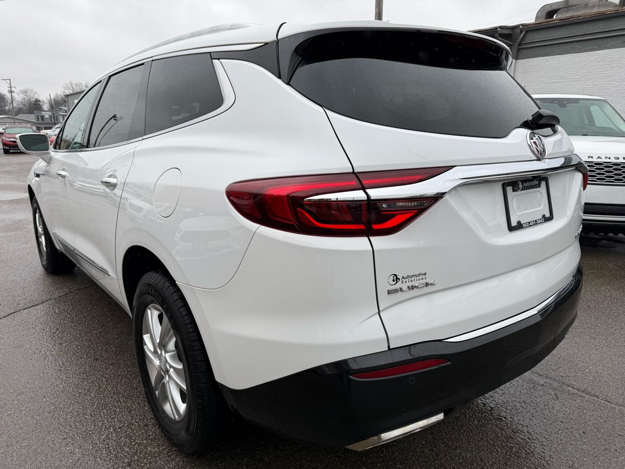 Buick Enclave Essence FWD 2018