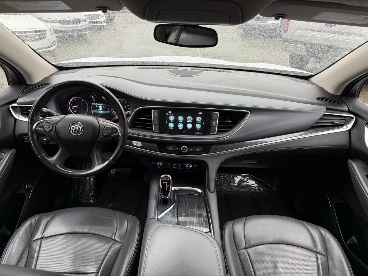 Buick Enclave Essence FWD 2018