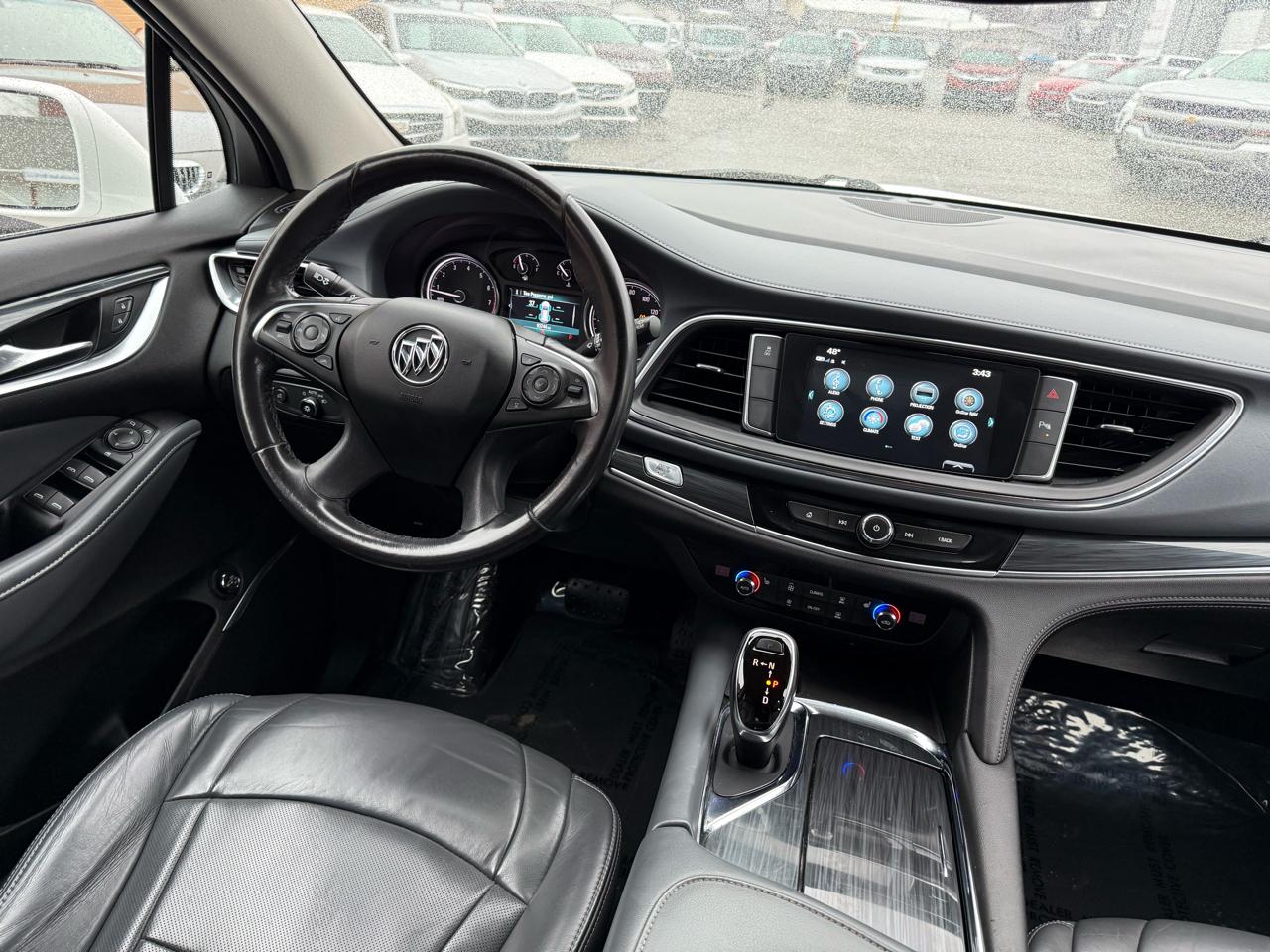 Buick Enclave Essence FWD 2018