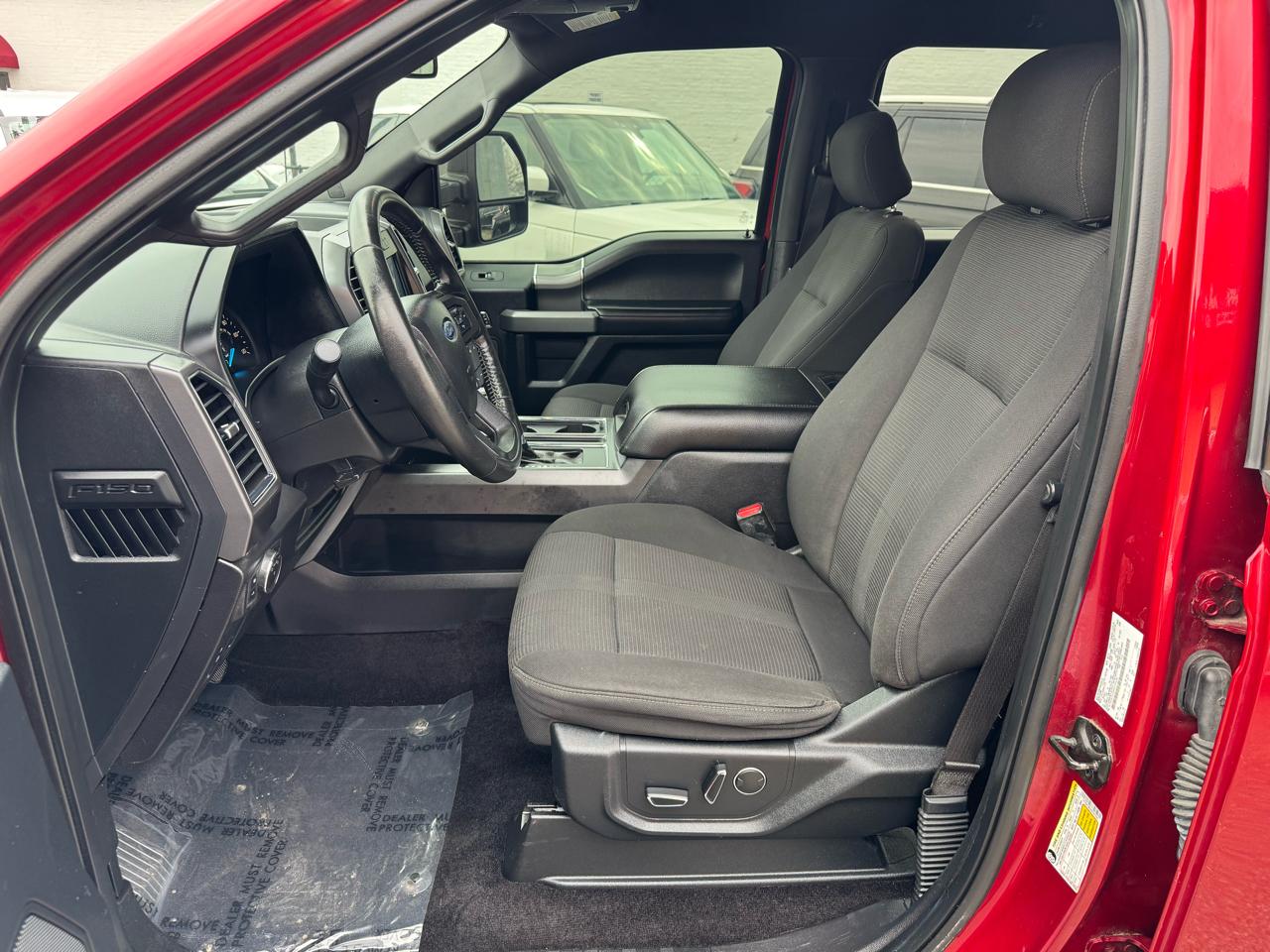 Ford F-150 XLT SuperCrew 5.5-ft. Bed 4WD 2017