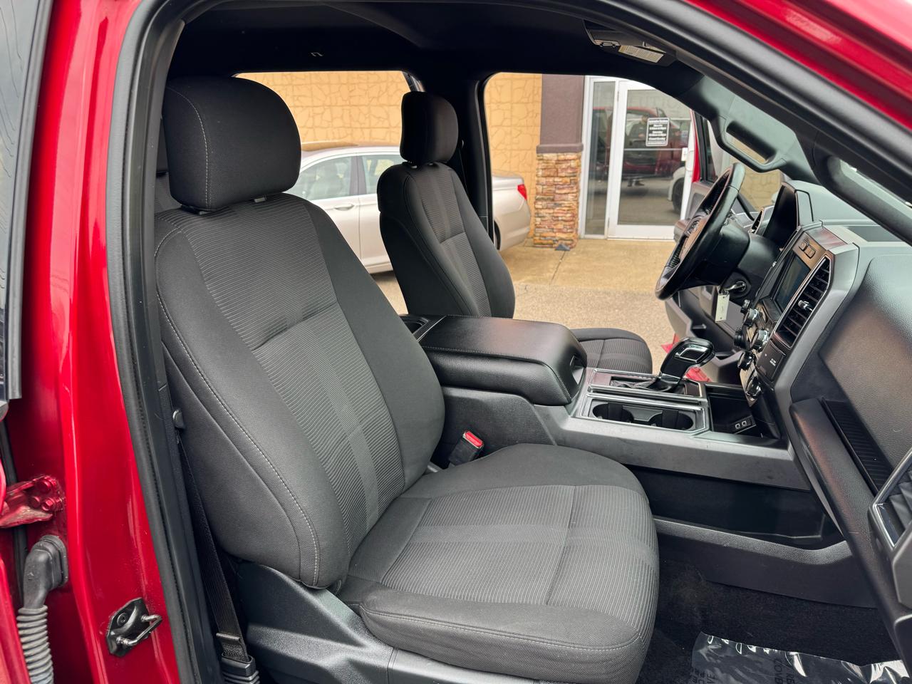 Ford F-150 XLT SuperCrew 5.5-ft. Bed 4WD 2017