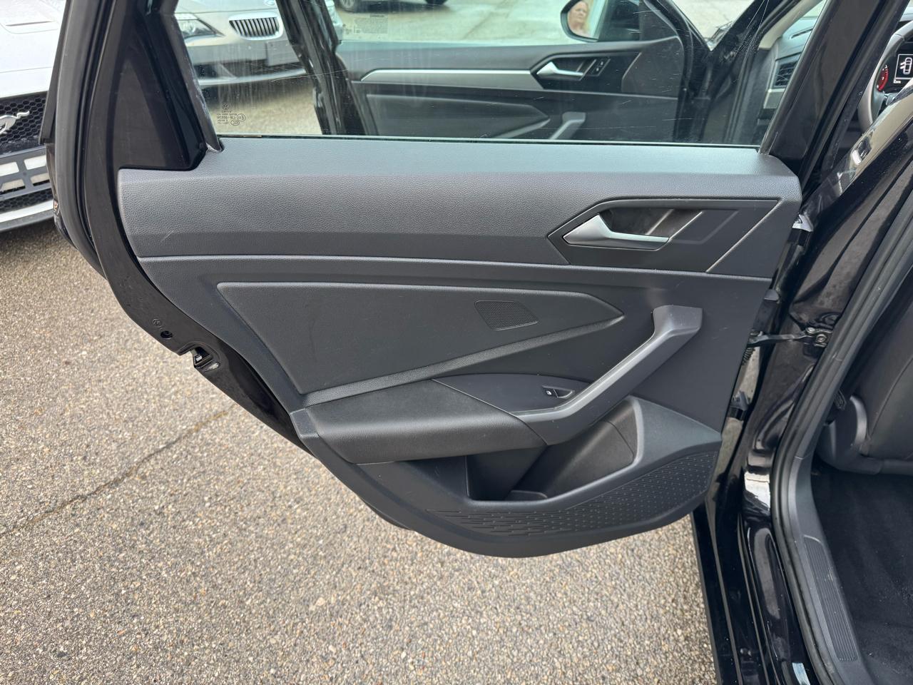 Volkswagen Jetta 1.4T S 8A 2021