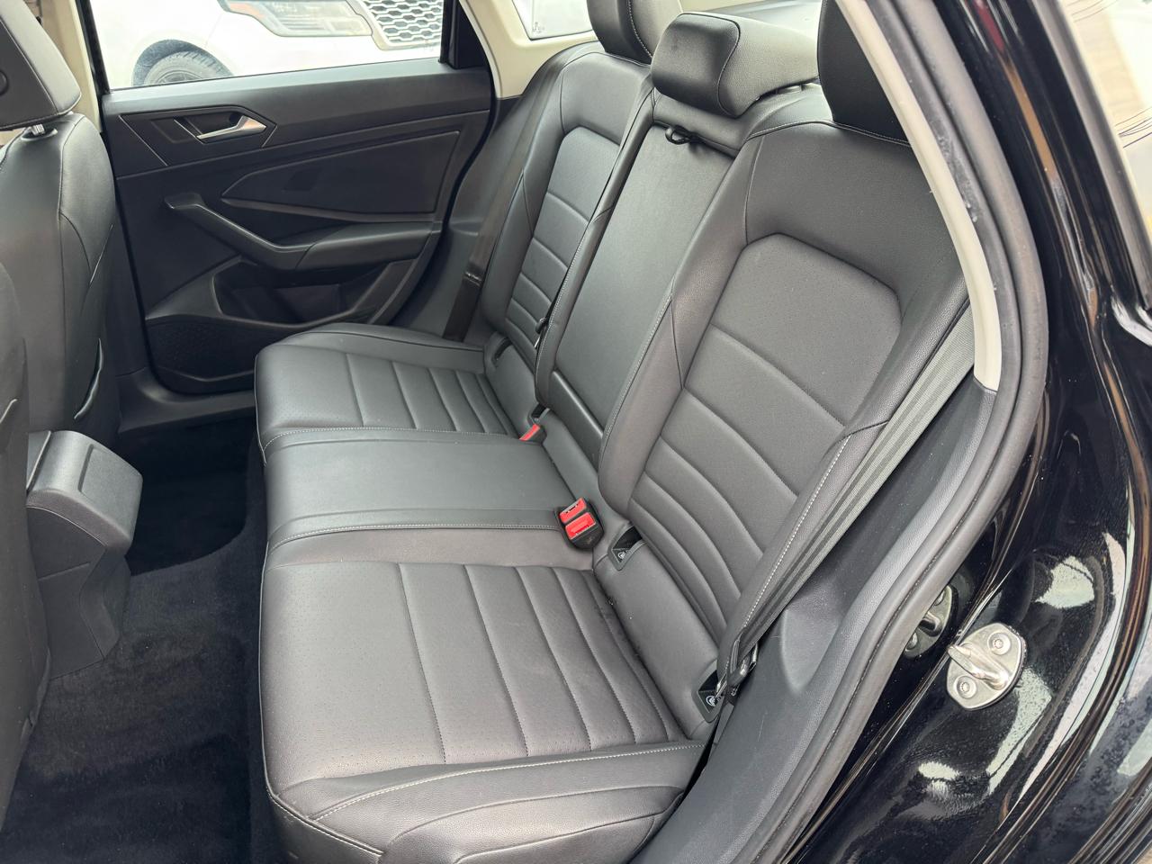 Volkswagen Jetta 1.4T S 8A 2021