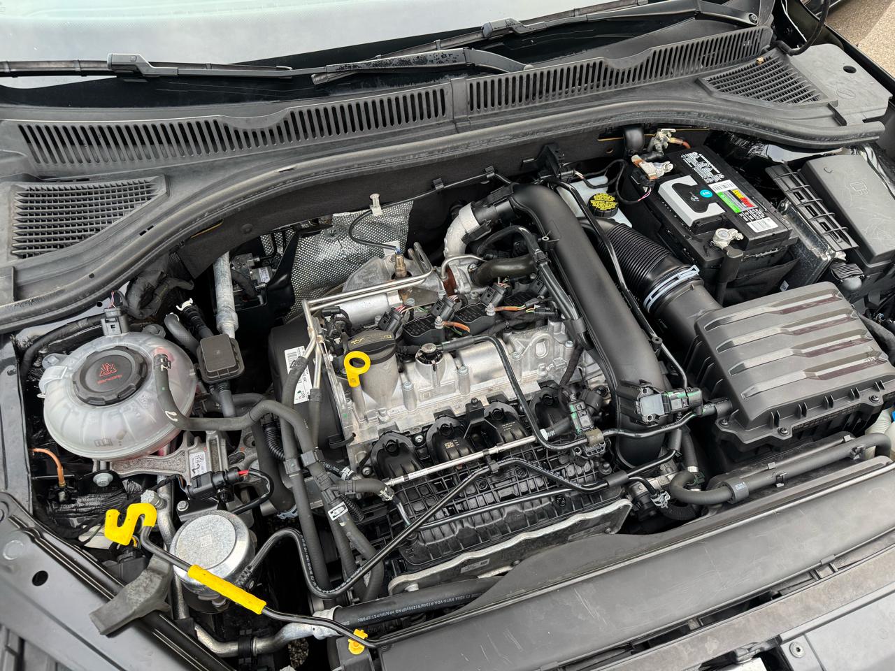 Volkswagen Jetta 1.4T S 8A 2021