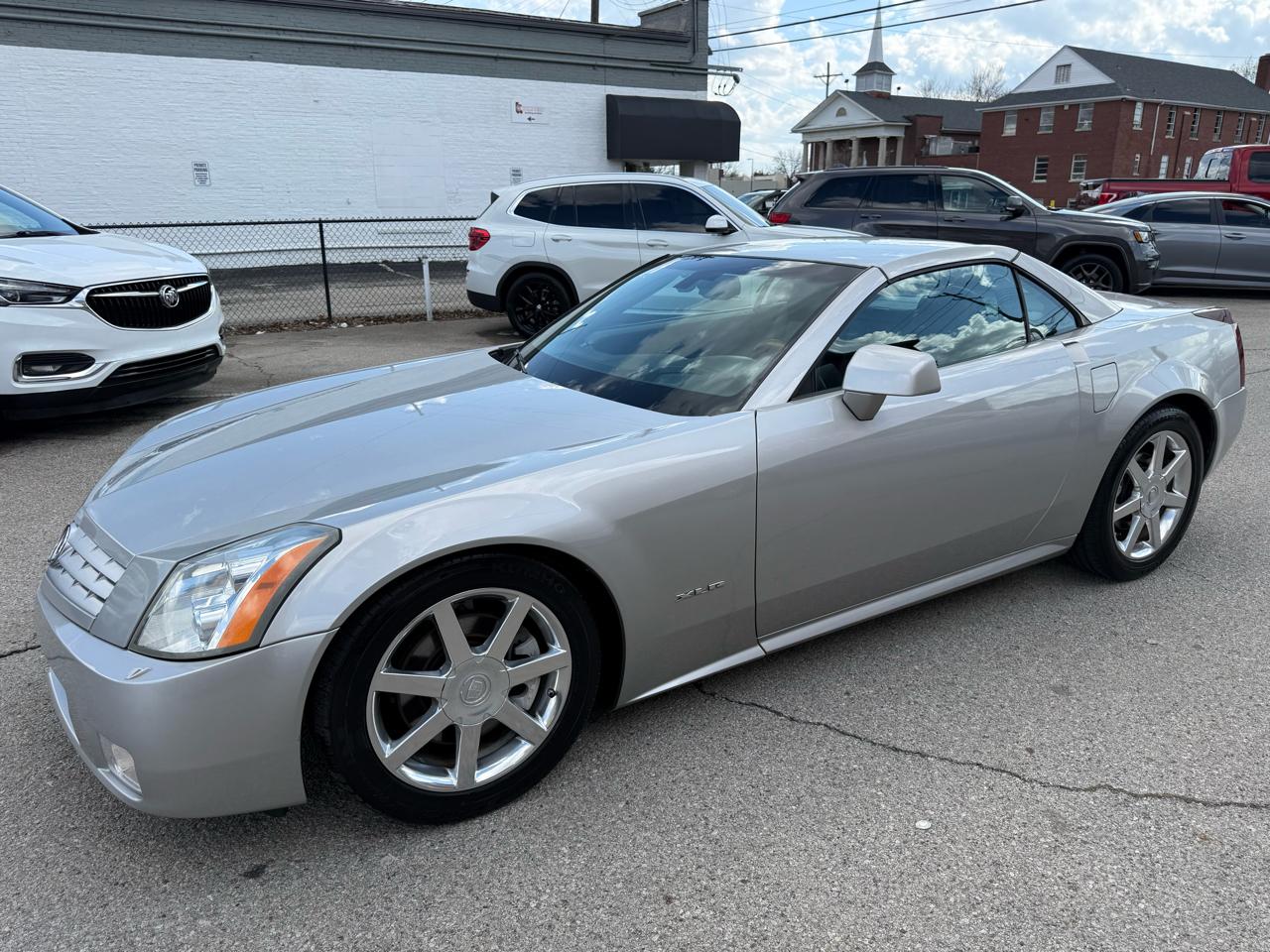 Cadillac XLR Convertible 2004