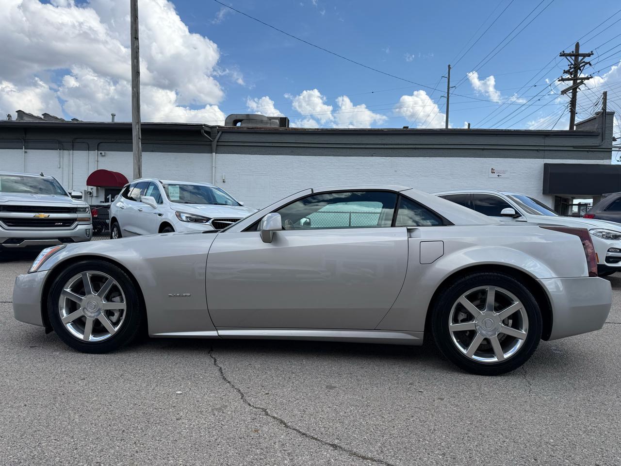 Cadillac XLR Convertible 2004