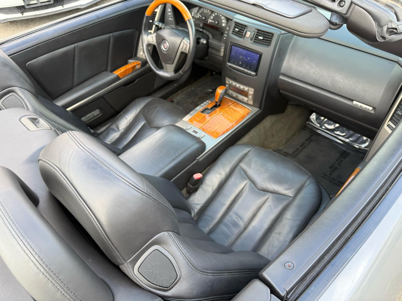 Cadillac XLR Convertible 2004