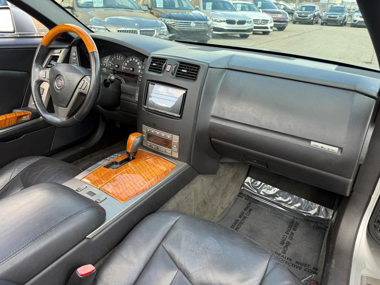 Cadillac XLR Convertible 2004