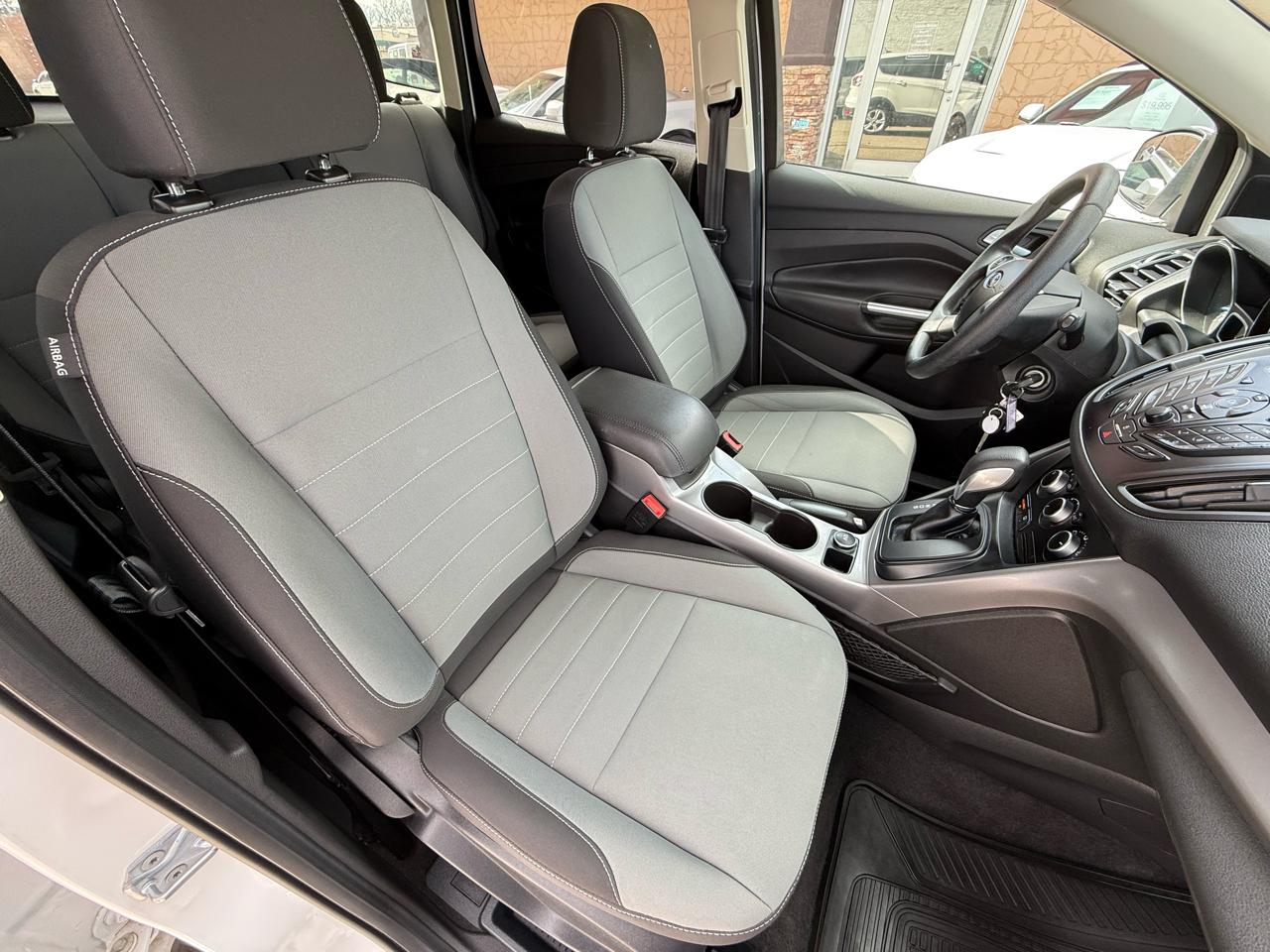 Ford Escape SE 4WD 2016