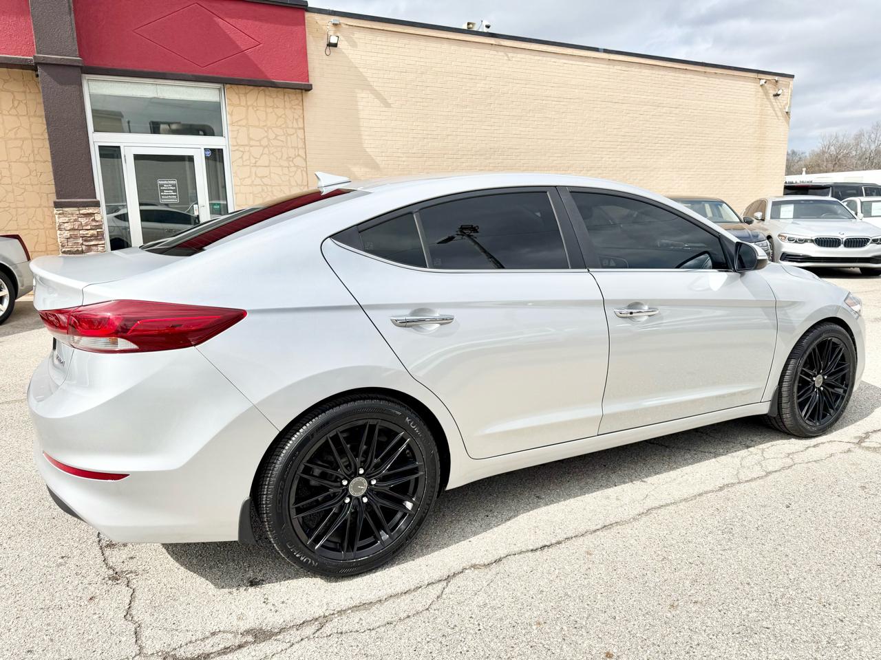 Hyundai Elantra Limited 2017