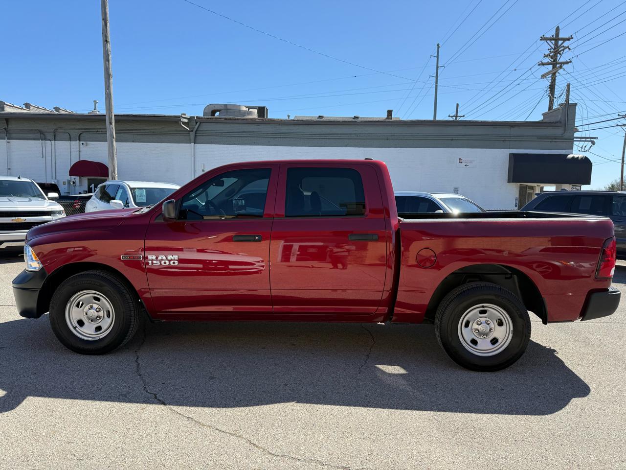 RAM 1500 Tradesman Crew Cab SWB 2WD 2015