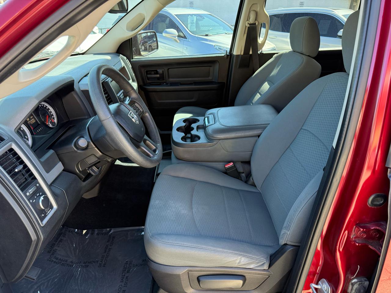 RAM 1500 Tradesman Crew Cab SWB 2WD 2015