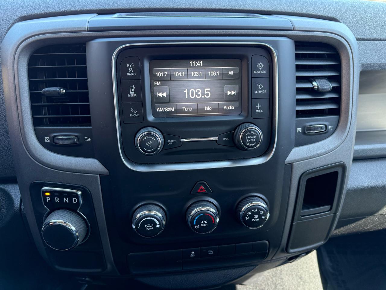 RAM 1500 Tradesman Crew Cab SWB 2WD 2015