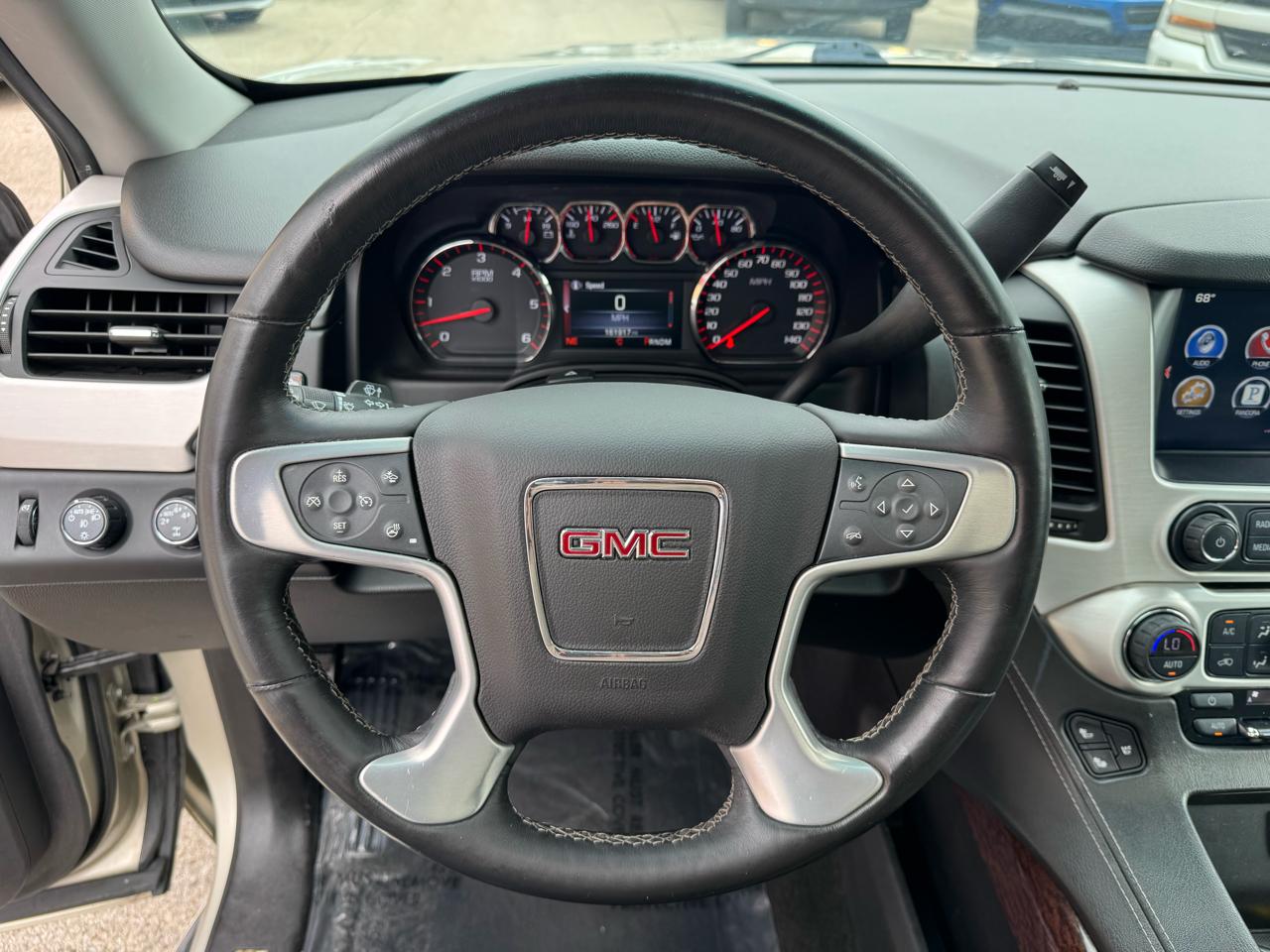 GMC Yukon SLT 4WD 2016