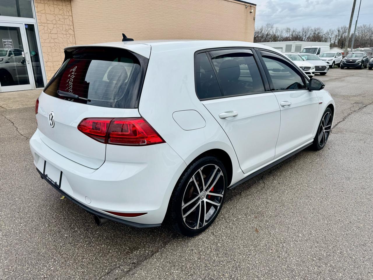 Volkswagen Golf GTI SE 6A 4-Door 2017