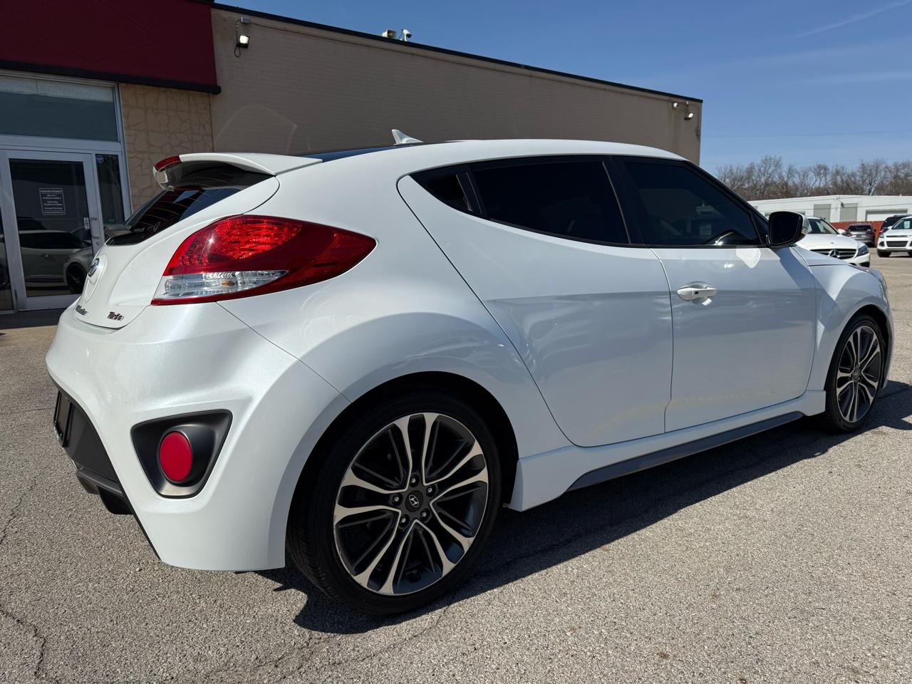 Hyundai Veloster Turbo 6AT 2016