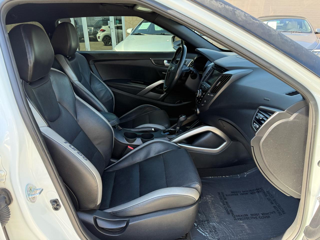 Hyundai Veloster Turbo 6AT 2016