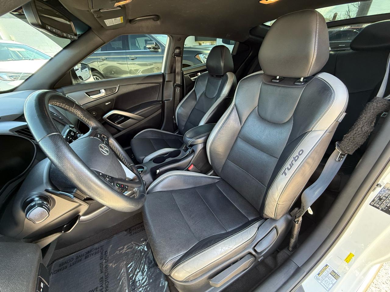 Hyundai Veloster Turbo 6AT 2016