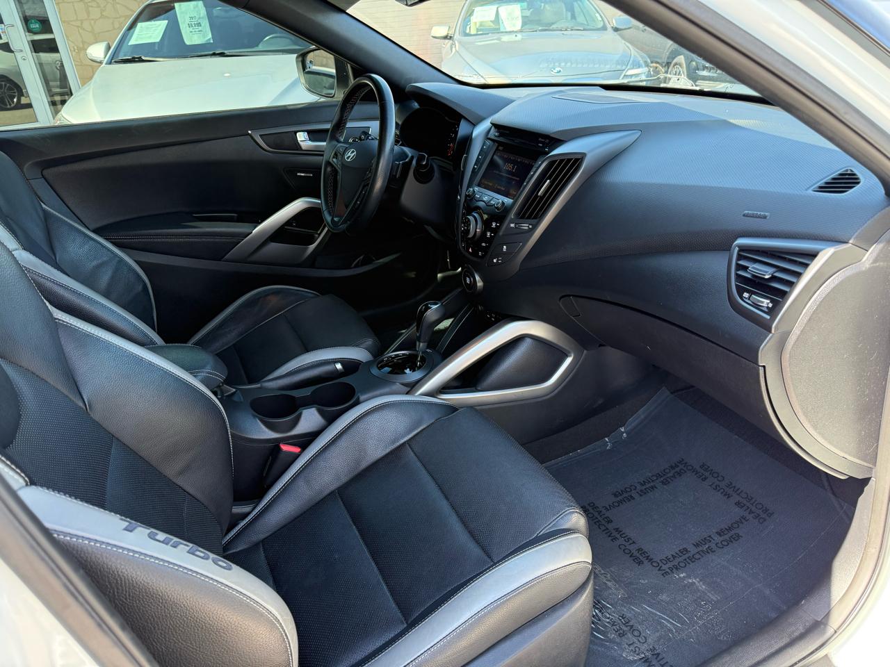 Hyundai Veloster Turbo 6AT 2016