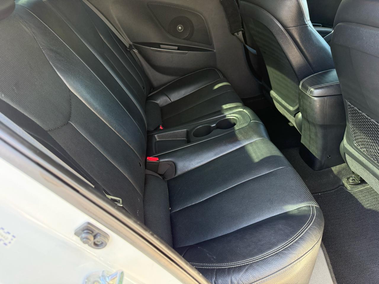 Hyundai Veloster Turbo 6AT 2016