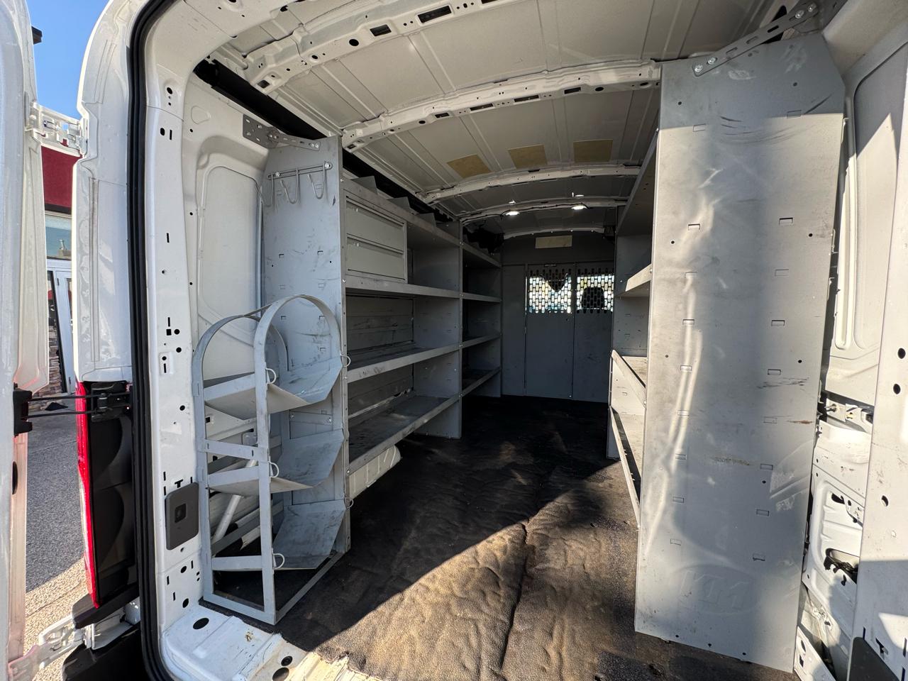 Ford Transit 250 Van Med. Roof w/Sliding Pass. 148-in. WB 2020