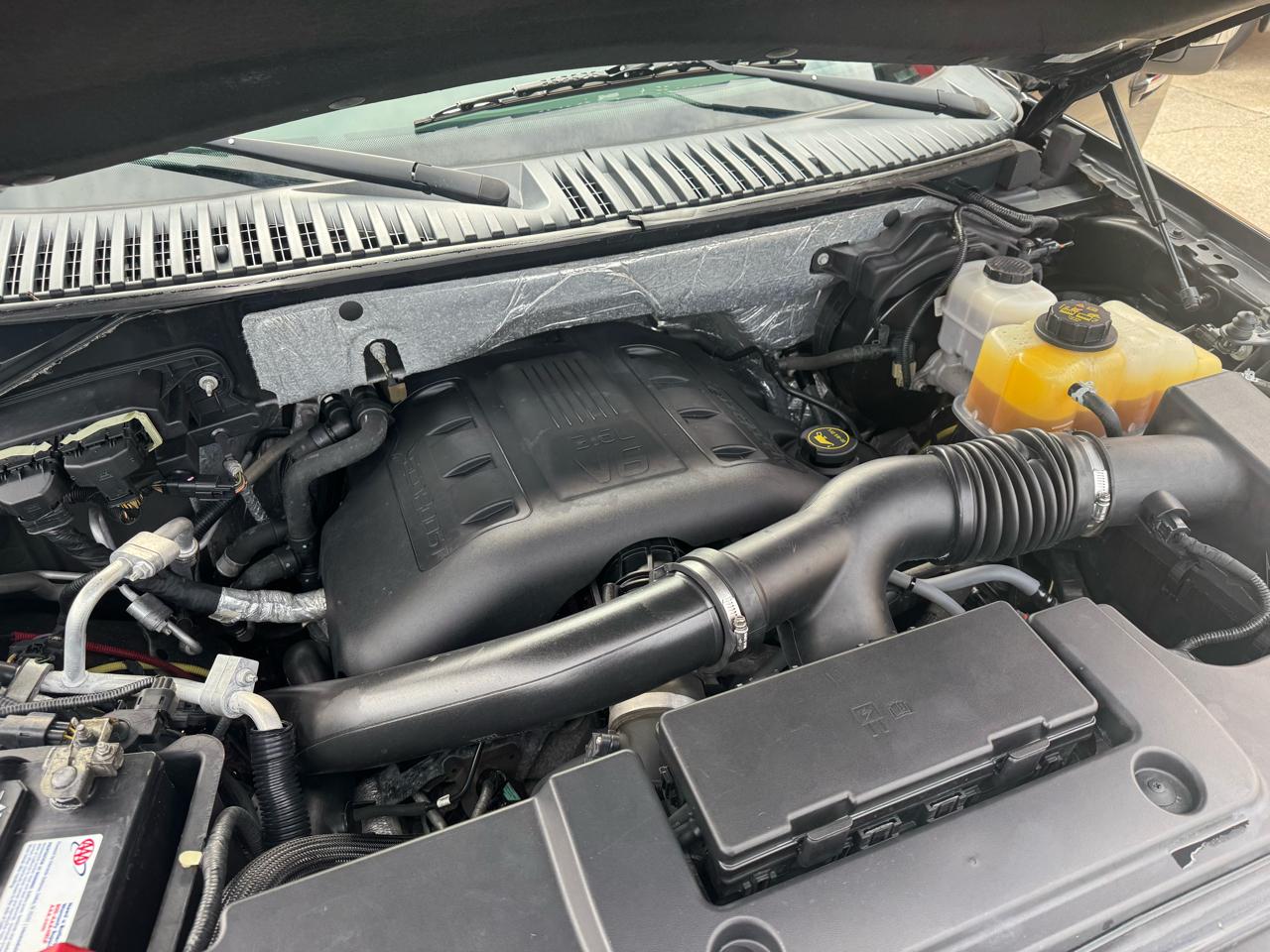 Ford Expedition EL Platinum 4WD 2015