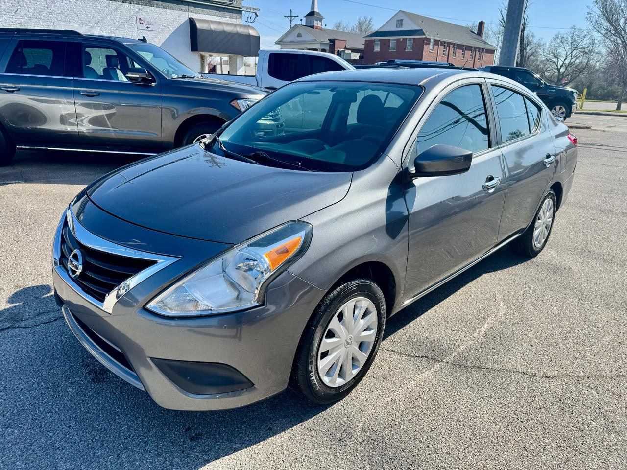 Nissan Versa 1.6 S 5M 2018