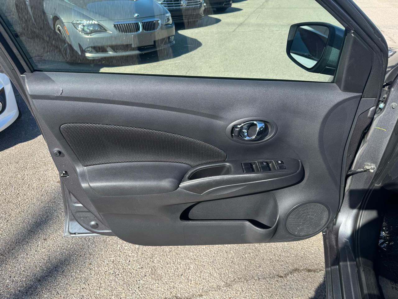 Nissan Versa 1.6 S 5M 2018