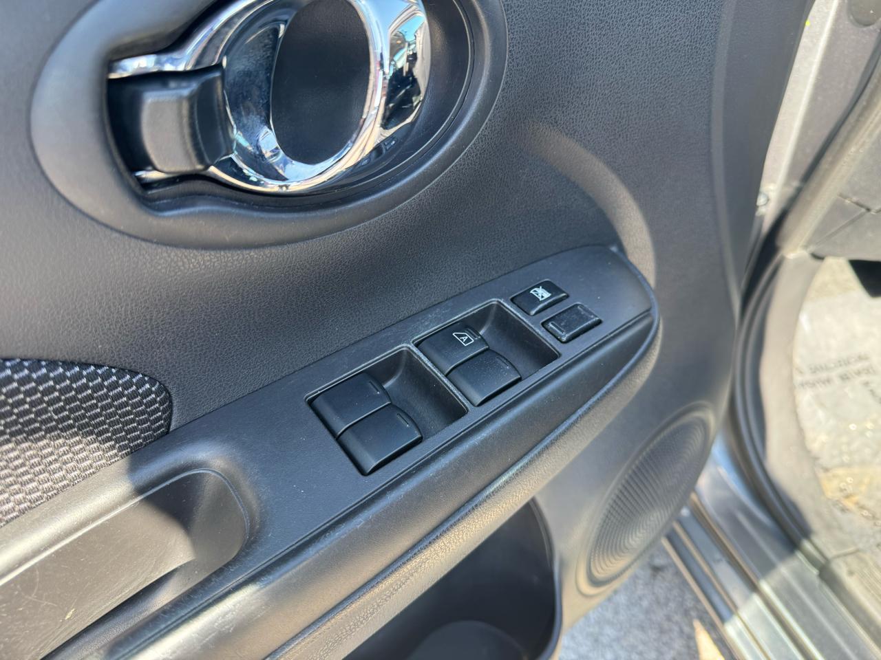 Nissan Versa 1.6 S 5M 2018