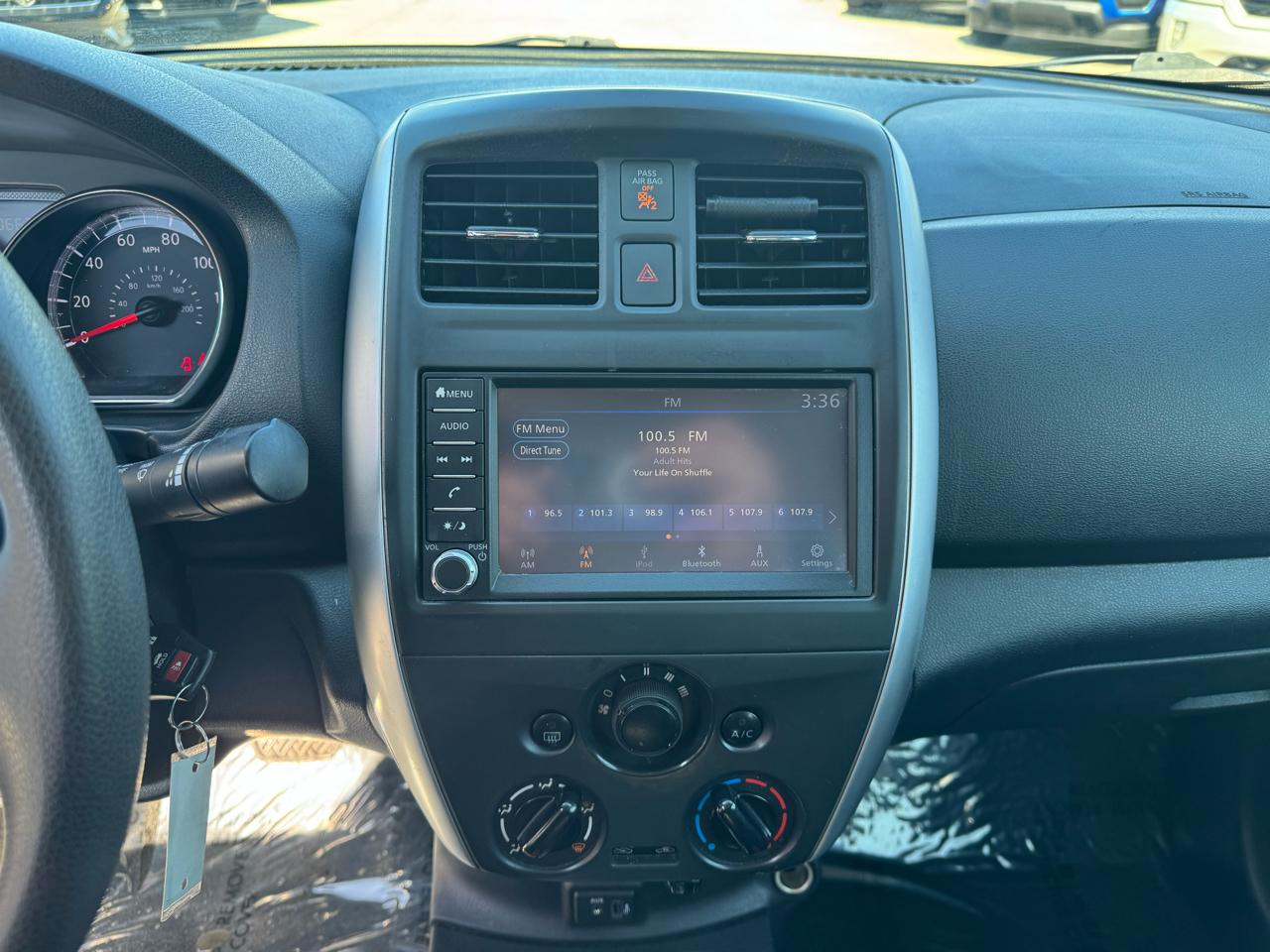 Nissan Versa 1.6 S 5M 2018