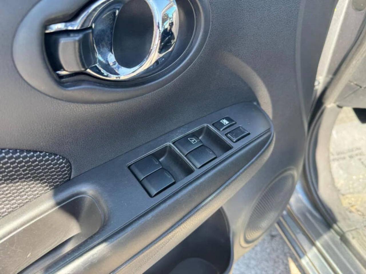 Nissan Versa 1.6 S 5M 2018