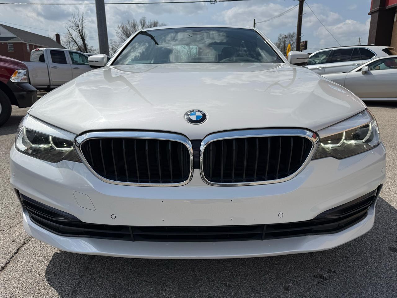 BMW 5-Series 530i xDrive 2019