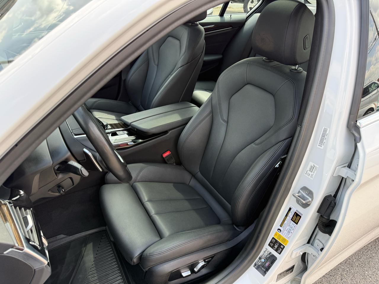 BMW 5-Series 530i xDrive 2019