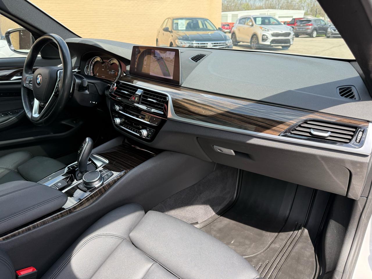 BMW 5-Series 530i xDrive 2019