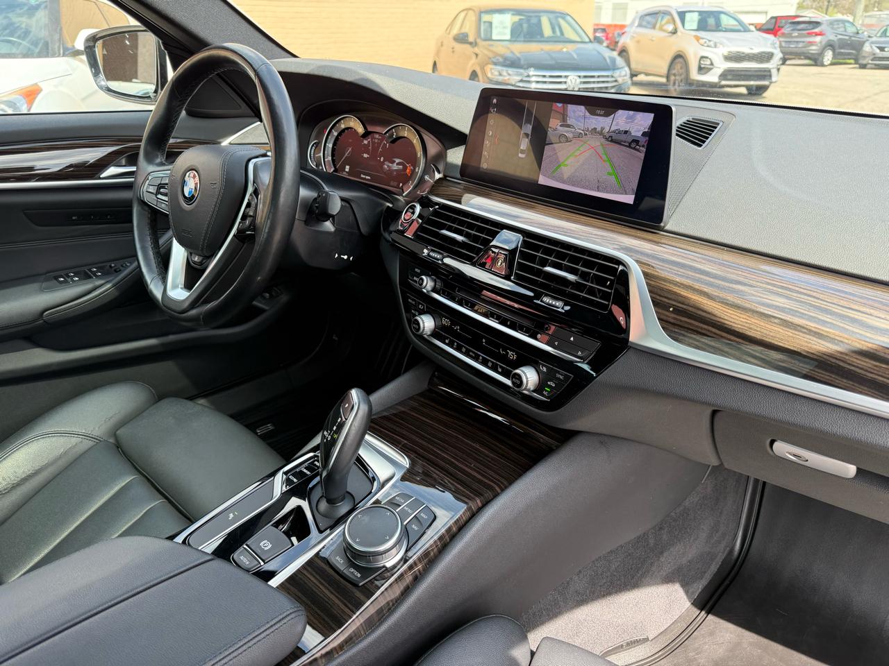 BMW 5-Series 530i xDrive 2019