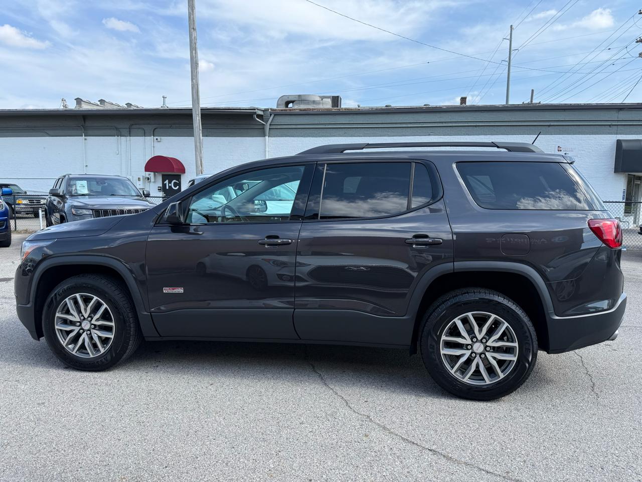 GMC Acadia All Terrain 1 AWD 2017