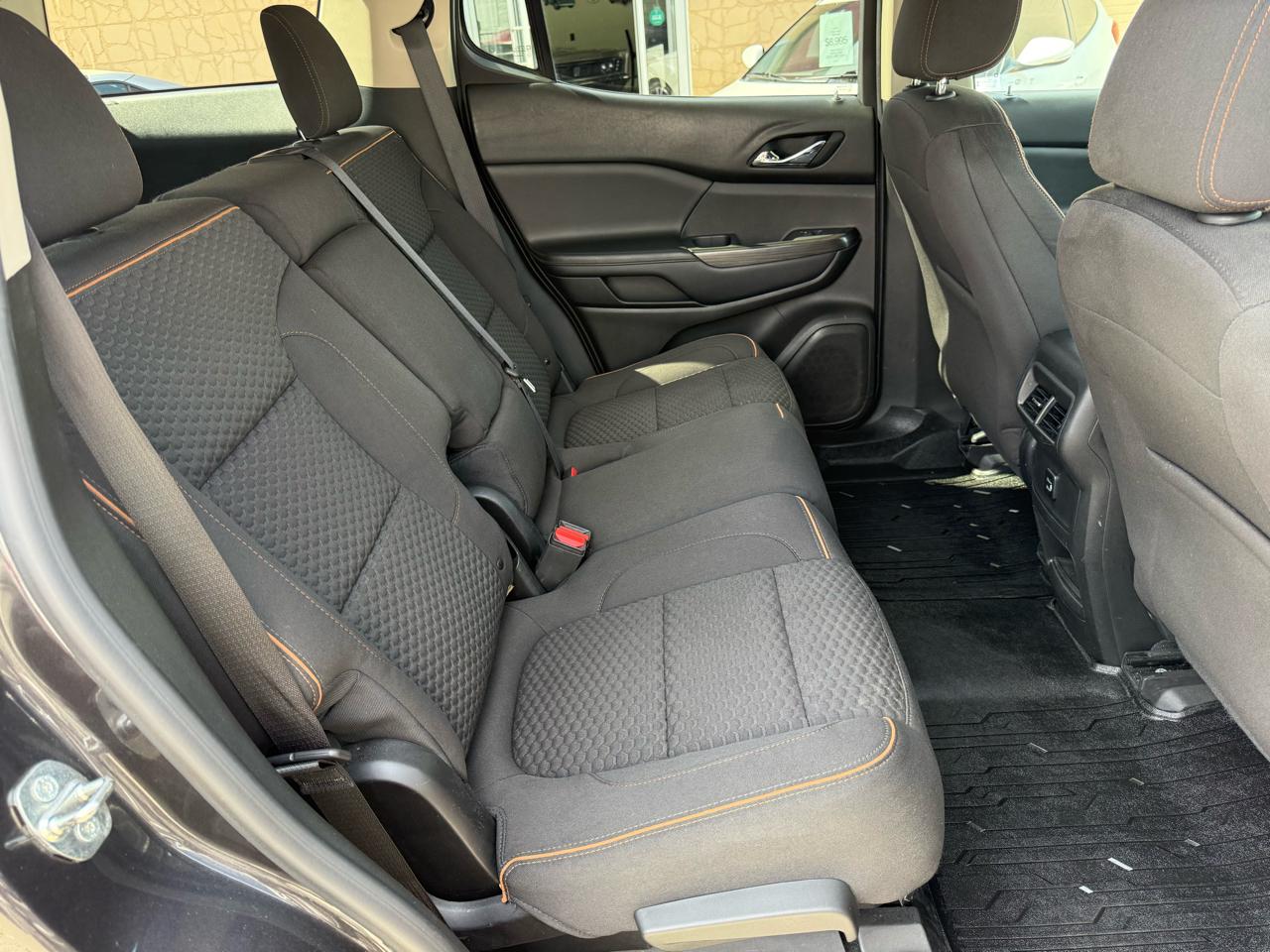 GMC Acadia All Terrain 1 AWD 2017