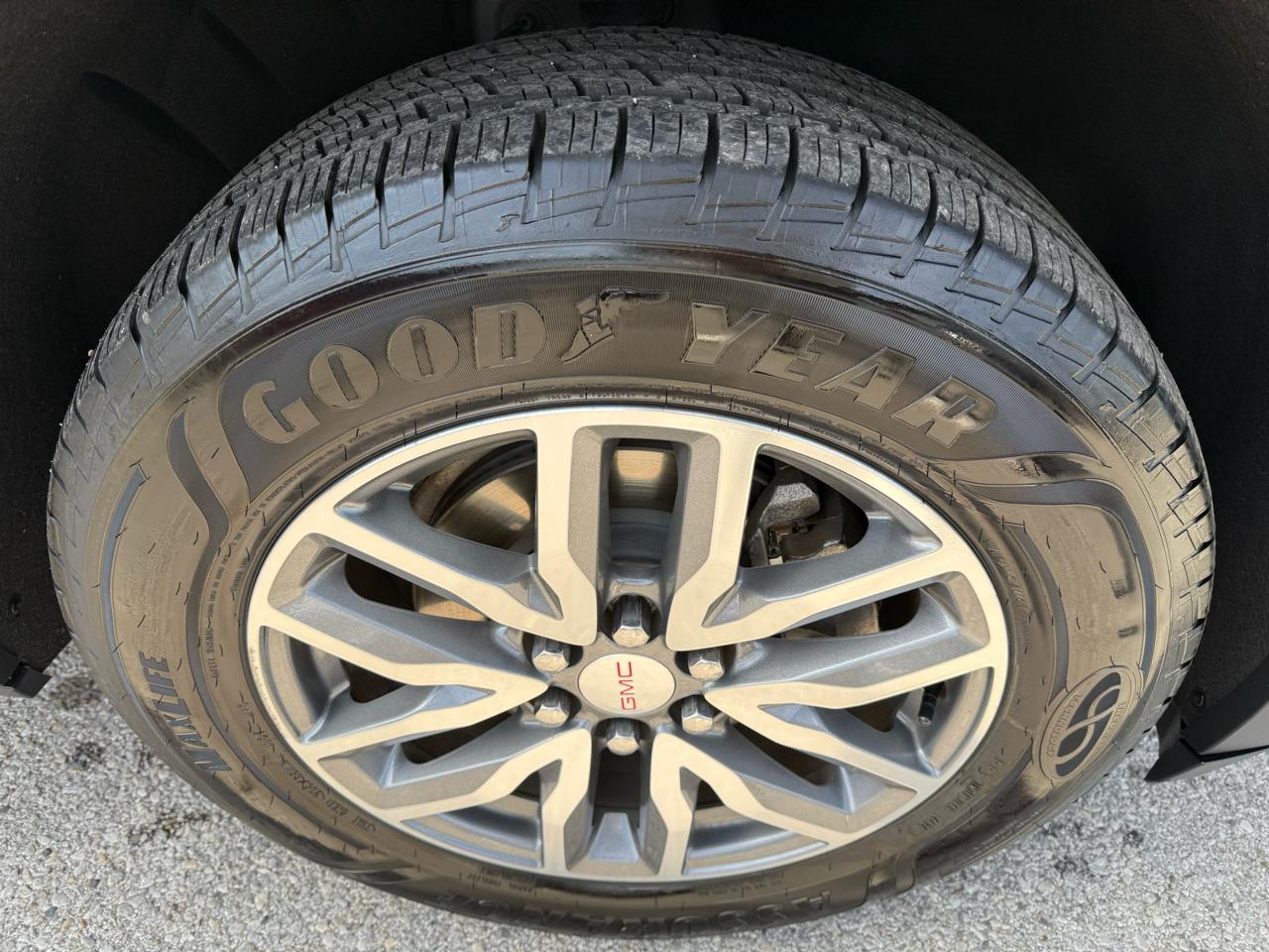 GMC Acadia All Terrain 1 AWD 2017