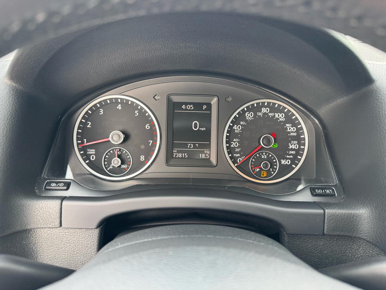 Volkswagen Tiguan SE 2016